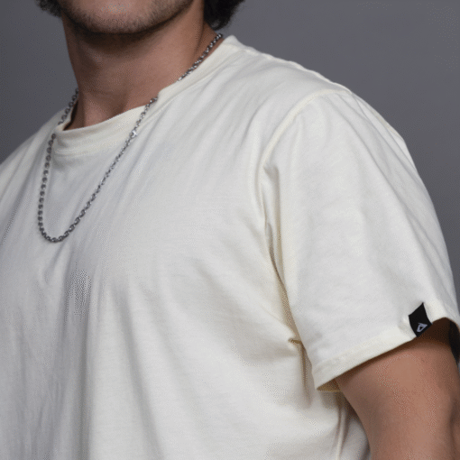 REMERA LISA CREMA
