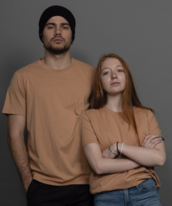 REMERA LISA MARRÓN CLARO