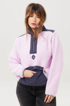 Alternative view of Buzo Oliva Lila